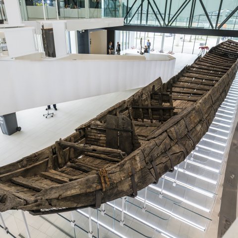Het schip De Meern 1 - in Castellum Hoge Woerd