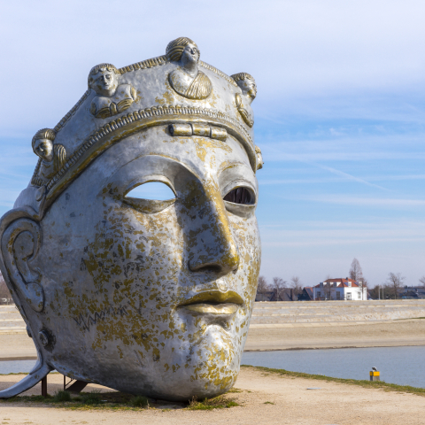 Kunstwerk van Andreas Hetfeld, ook wel bekend als ‘Het gezicht van Nijmegen’ origineel is te zien in Museum Het Valkhof 