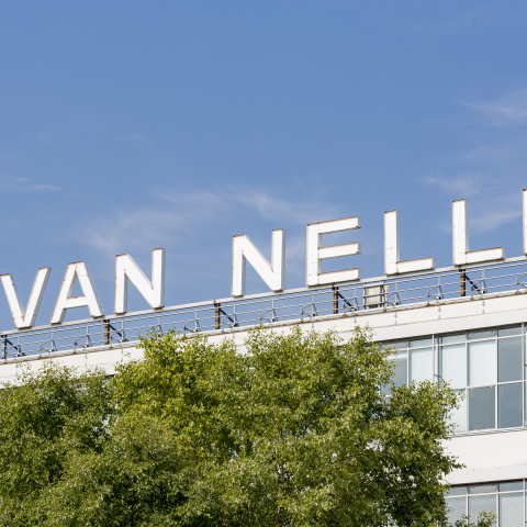 Van Nellefabriek letters - Fotograaf Bertel Kolthof © Stichting Werelderfgoed Nederland