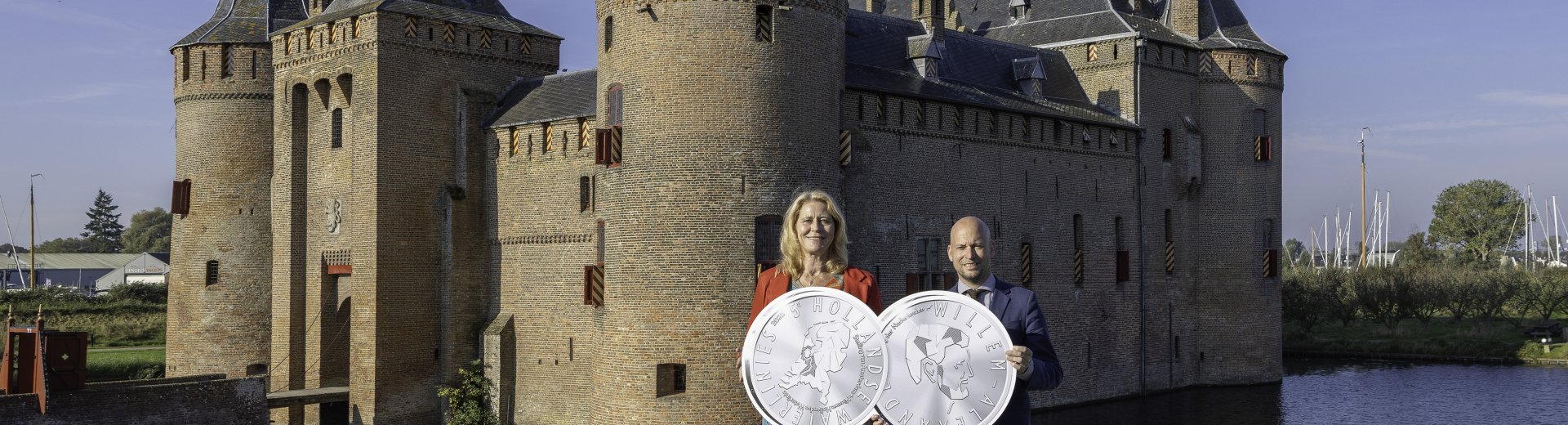 Herdenkingsmunt Hollandse Waterlinies onthuld