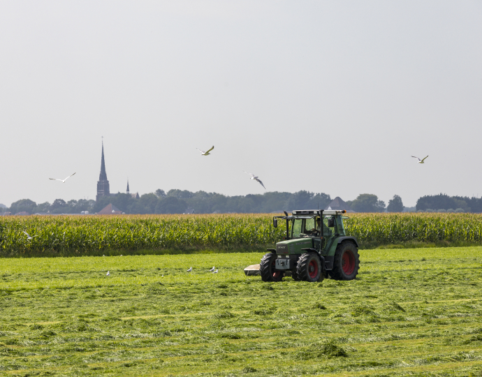 Droogmakerij de Beemster Tractor  028 - Fotograaf Bertel Kolthof © Stichting Werelderfgoed Nederland